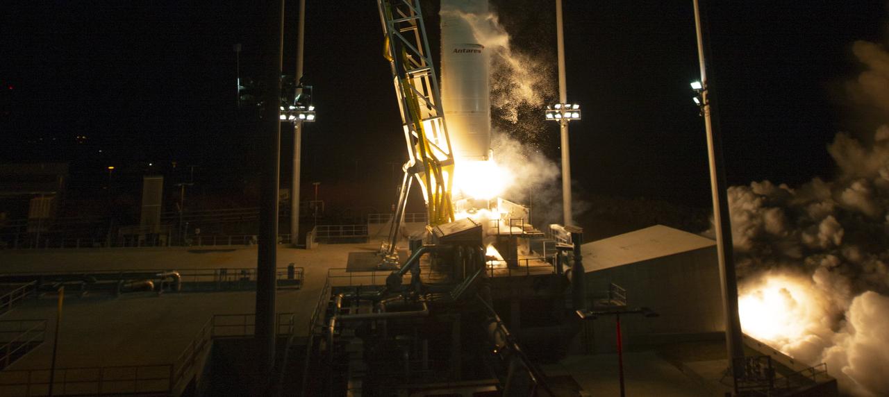 The Northrop Grumman Antares rocket, with Cygnus resupply spacecraft onboard, launches from Pad-0A, Saturday, Nov. 17, 2018 at NASA's Wallops Flight Facility in Virginia. Northrop Grumman's 10th contracted cargo resupply mission for NASA to the International Space Station will deliver about 7,400 pounds of science and research, crew supplies and vehicle hardware to the orbital laboratory and its crew. Photo Credit: (NASA/Joel Kowsky)