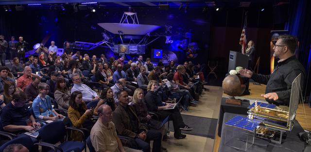 NASA image: Mars InSight Pre-Landing Briefing