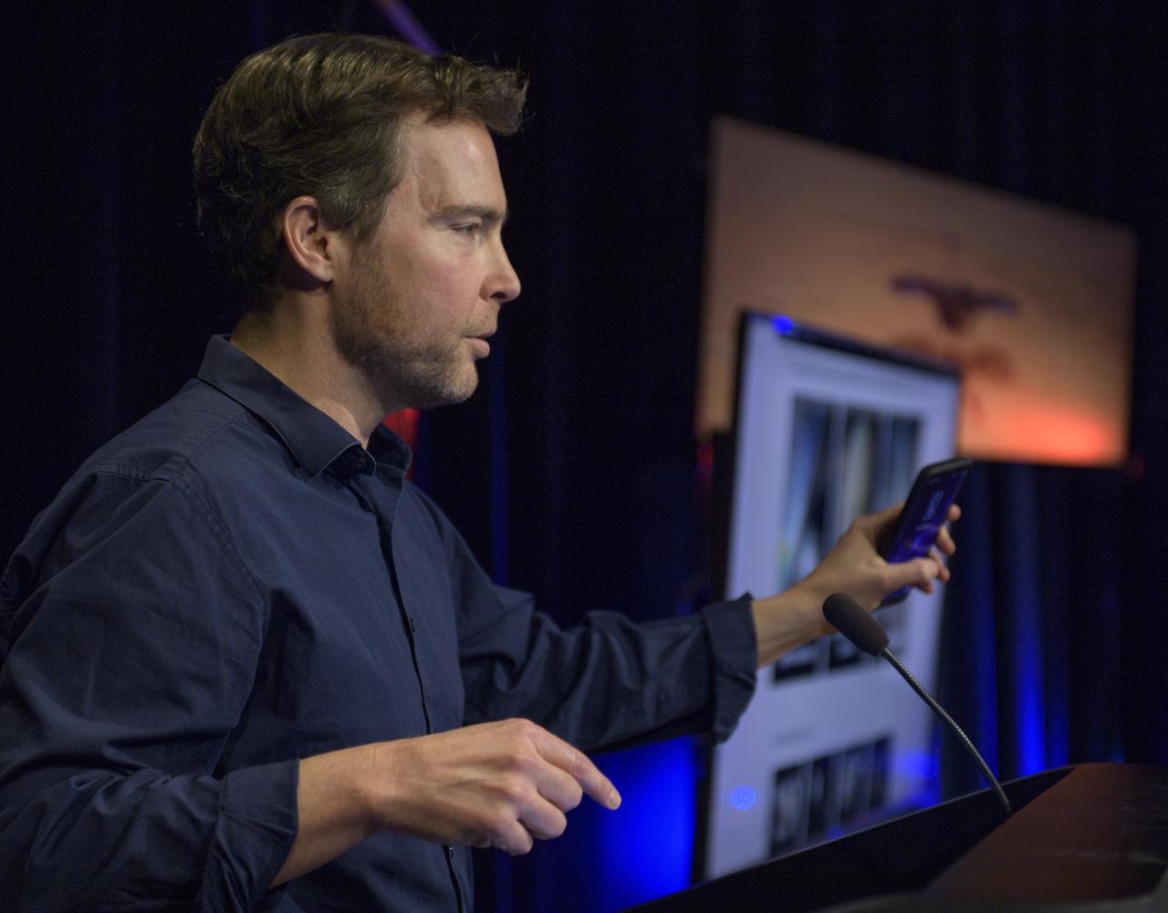 Jason Craig, Visualization Manager, NASA JPL, talks about Mars InSight online visualization tools during a social media briefing, Sunday, Nov. 25, 2018 at NASA's Jet Propulsion Laboratory in Pasadena, California.  InSight, short for Interior Exploration using Seismic Investigations, Geodesy and Heat Transport, is a Mars lander designed to study the "inner space" of Mars: its crust, mantle, and core. InSight is scheduled to touch down on the Red Planet at approximately noon PST (3 p.m. EST) on Nov. 26. Photo Credit: (NASA/Bill Ingalls)