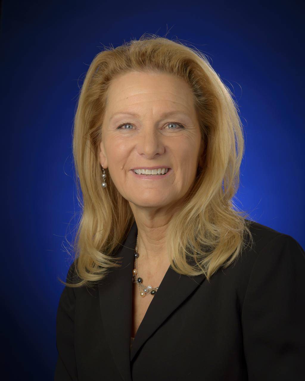 Portrait, NASA Chief of Staff Janet Karika, Thursday, Dec. 6, 2018 at NASA Headquarters in Washington. Photo Credit: (NASA/Bill Ingalls)