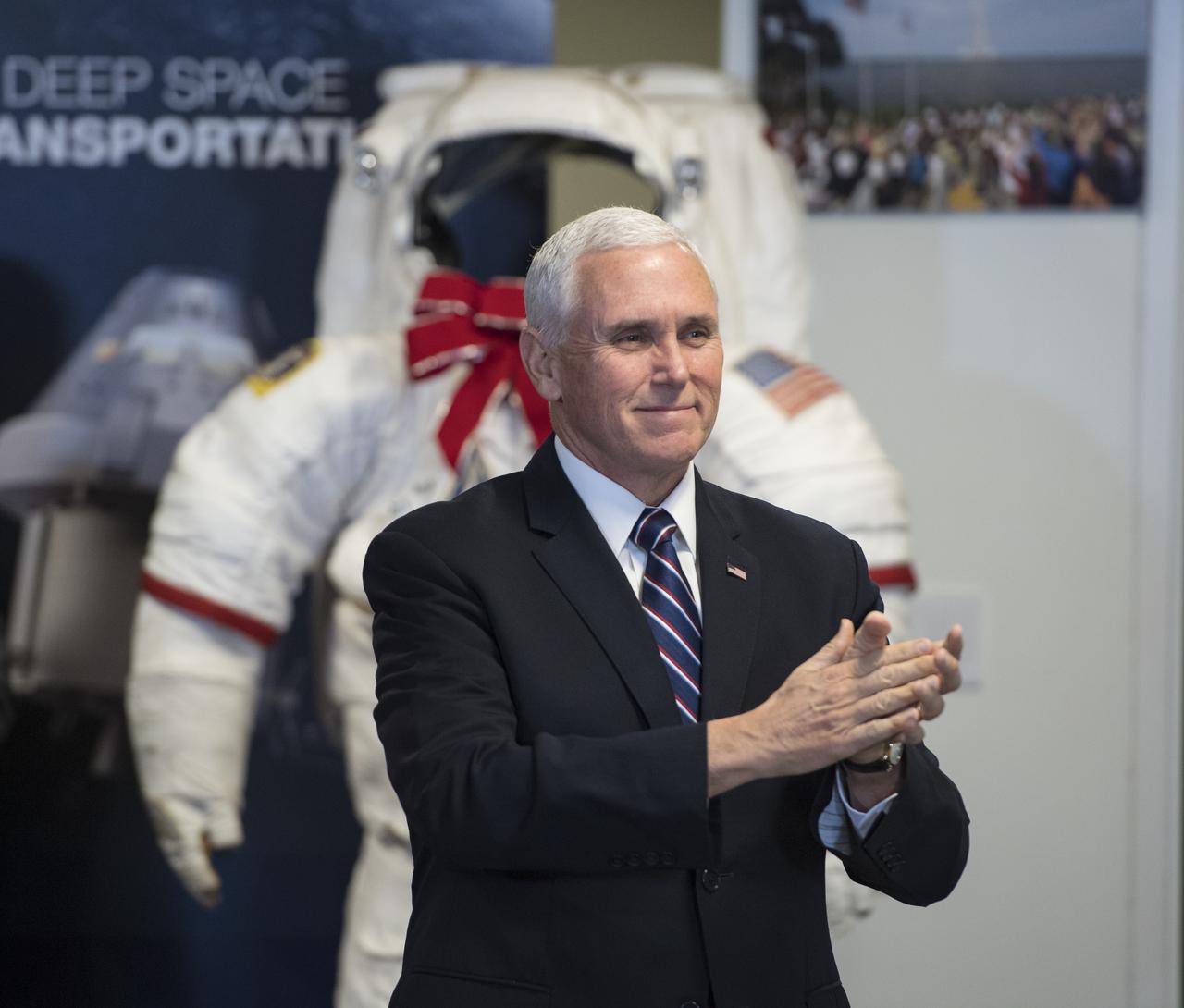 Vice President Mike Pence applauds NASA employees after a discussion with NASA leadership about the progress on Space Policy Directive 1 (SPD-1), Wednesday, Dec. 12, 2018 at NASA Headquarters in Washington. Photo Credit: (NASA/Aubrey Gemignani)