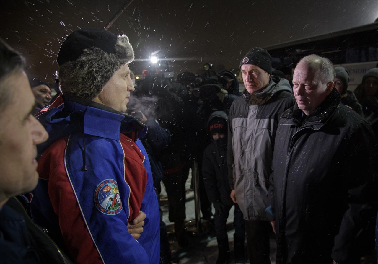 Officials, family and friends gather to welcome home Expedition 57 cosmonaut Sergey Prokopyev of Roscosmos after he, Serena Auñón-Chancellor of NASA and Alexander Gerst of ESA (European Space Agency) landed their Soyuz MS-09 capsule near the town of Zhezkazgan, Kazakhstan on Thursday, Dec. 20, 2018. Auñón-Chancellor, Gerst, and Prokopyev are returning after 197 days in space where they served as members of the Expedition 56 and 57 crews onboard the International Space Station. Photo Credit: (NASA/Bill Ingalls)
