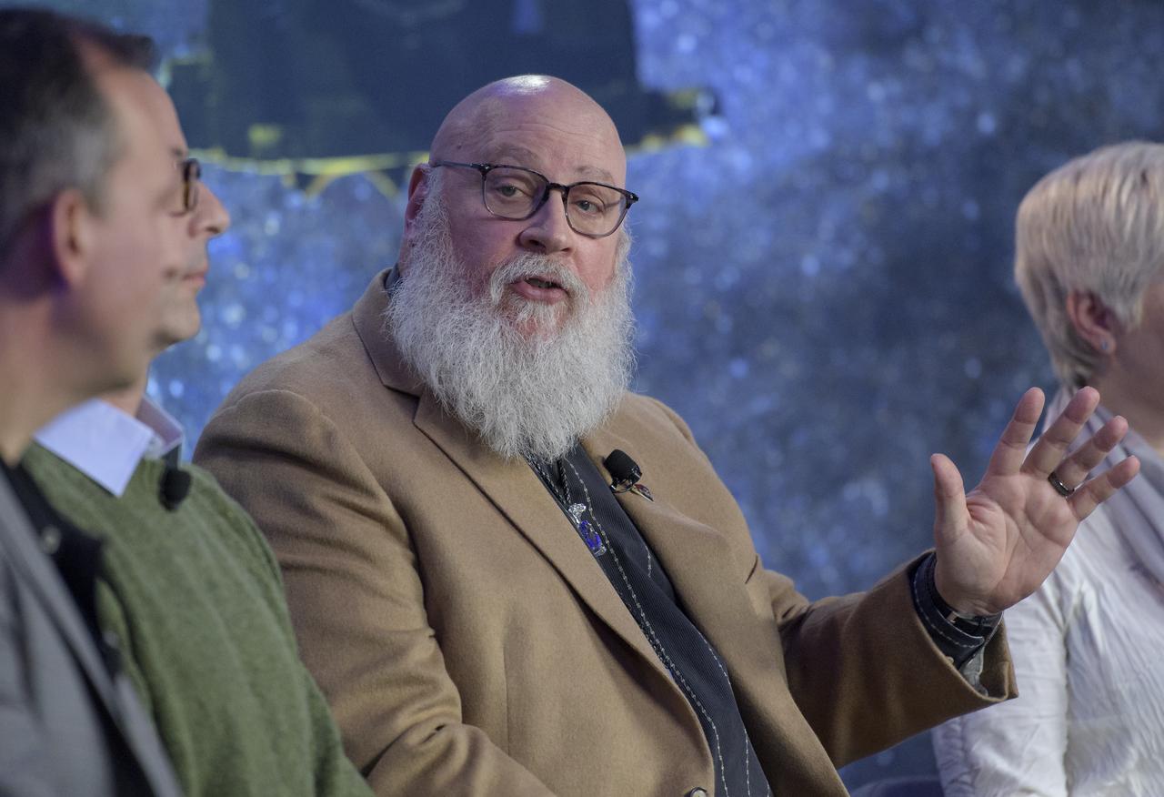Harold "Hal" Levison from the Southwest Research Institute in Boulder, Colorado gives remarks about the Lucy mission during a briefing discussing small bodies missions, Monday, Dec. 31, 2018 at Johns Hopkins University Applied Physics Laboratory (APL) in Laurel, Maryland. Photo Credit: (NASA/Bill Ingalls)