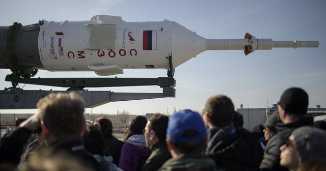 NASA image: Expedition 59 Soyuz Rollout