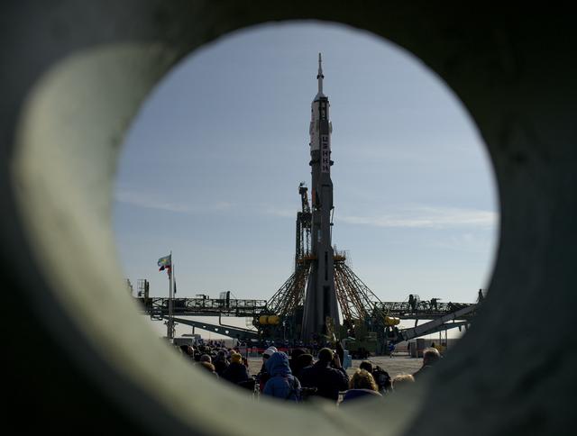 NASA image: Expedition 59 Soyuz Rollout