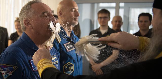 Expedition 59 Crew Blessing