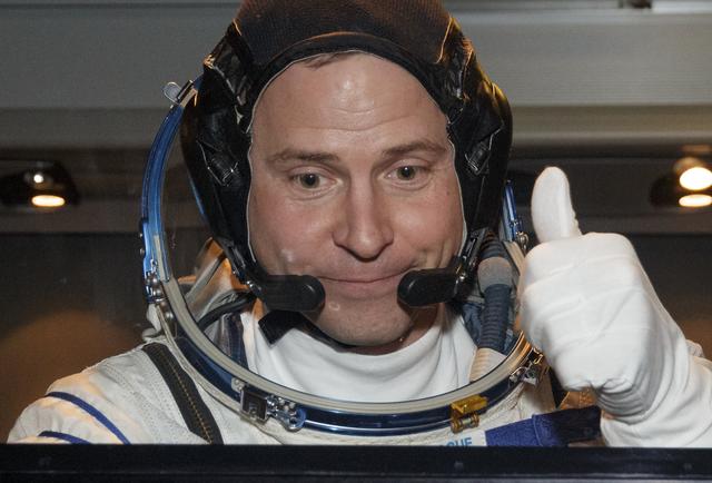 NASA image: Expedition 59 Preflight