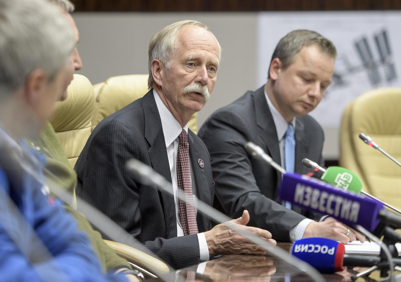 NASA Associate Administrator for the Human Exploration and Operations Directorate William Gerstenmaier answers questions during a Expedition 59 post-docking press conference, Friday, March 15, 2019 at the Baikonur Hotel in Baikonur, Kazakhstan. Photo Credit: (NASA/Bill Ingalls)