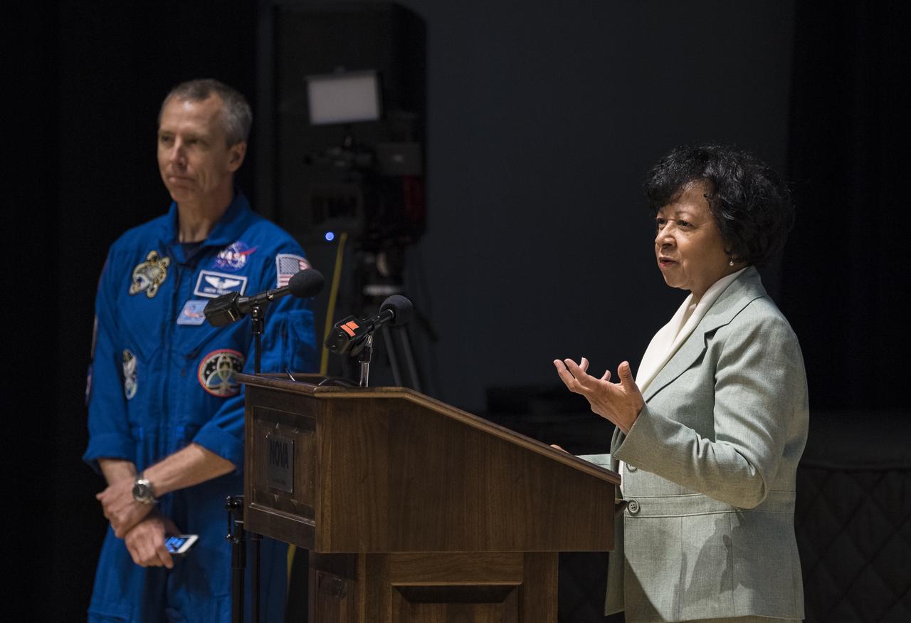 NASA astronaut Drew Feustel is introduced by Northern Virginia Community College's Alexandria campus provost, Dr. Annette Haggray, Monday, May 6, 2019 in Virginia. Photo Credit: (NASA/Aubrey Gemignani)