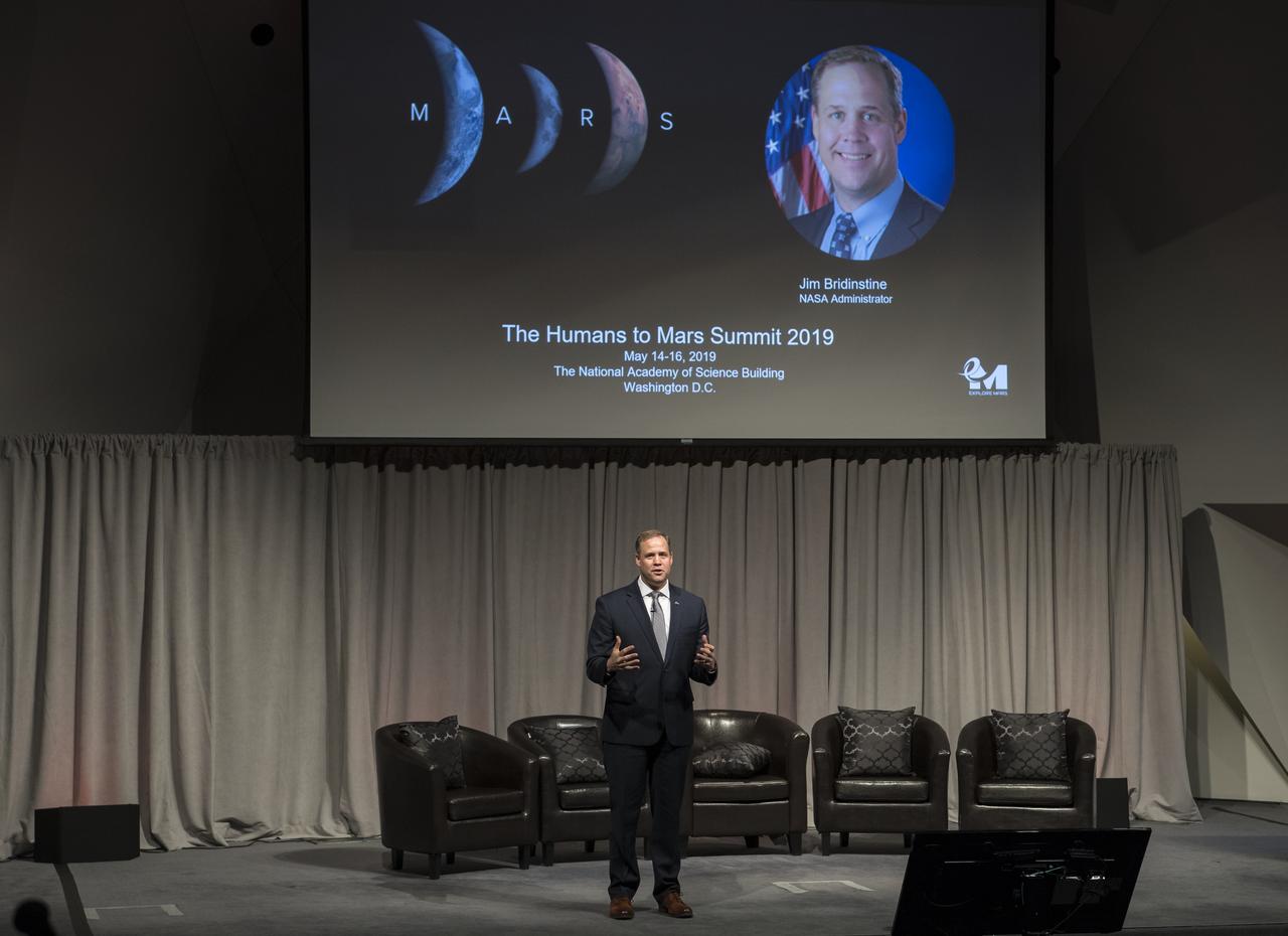 NASA Administrator Jim Bridenstine gives keynote remarks at the Humans to Mars Summit, Tuesday, May 14, 2019, at the National Academy of Sciences in Washington. Photo credit: (NASA/Aubrey Gemignani)
