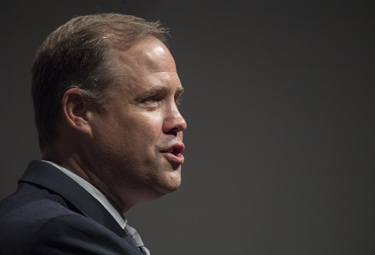 NASA Administrator Jim Bridenstine gives keynote remarks at the Humans to Mars Summit, Tuesday, May 14, 2019, at the National Academy of Sciences in Washington. Photo credit: (NASA/Aubrey Gemignani)