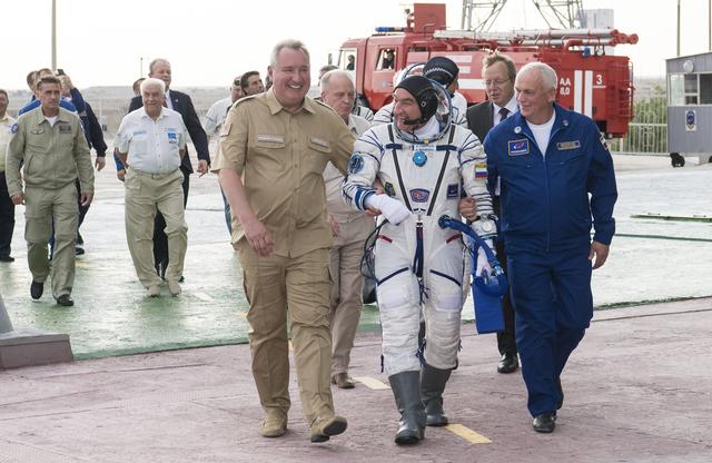 NASA image: Expedition 60 Preflight