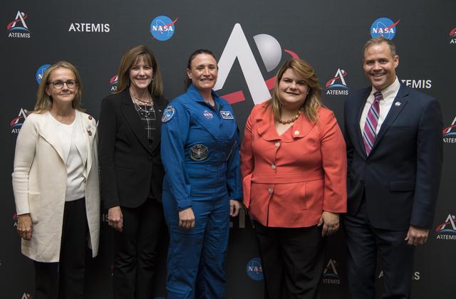 NASA image: Women's Caucus Event on Artemis