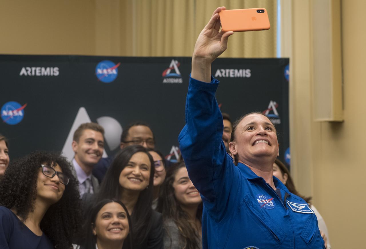 NASA astronaut Serena Auñón-Chancellor takes a selfie with attendees of a bipartisan Congressional Caucus for Women’s Issues event on NASA’s Artemis lunar exploration program, Wednesday, September 11, 2019 at the Rayburn House Office Building in Washington. Photo Credit: (NASA/Aubrey Gemignani)