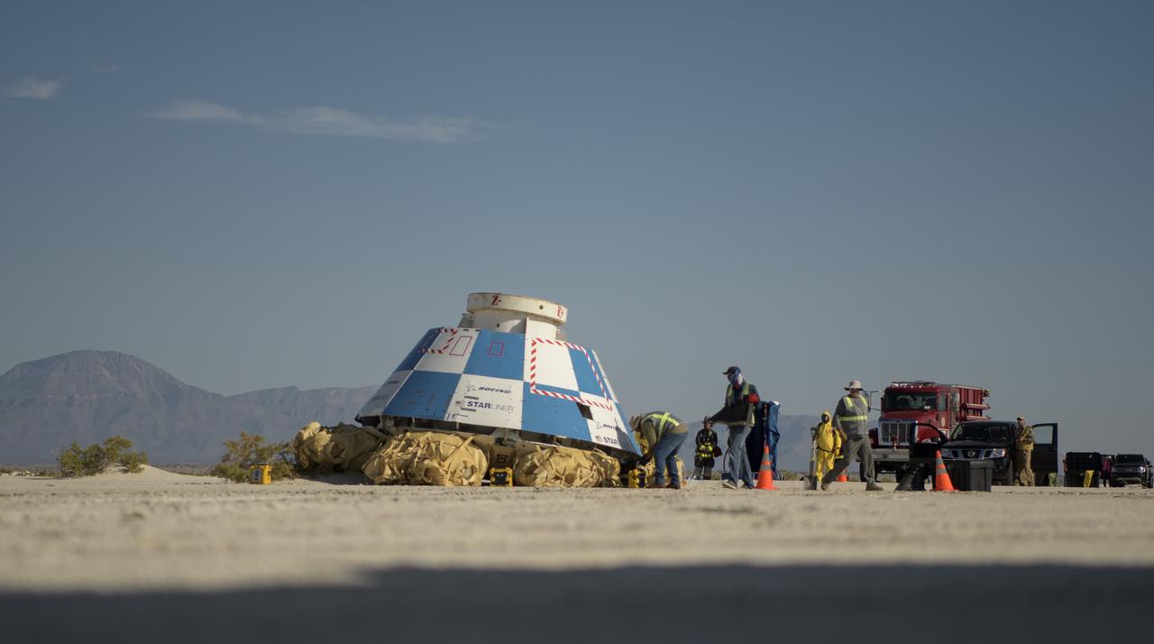Teams from NASA, Boeing and the White Sands Missile Range, rehearse landing and crew extraction from Boeing’s CST-100 Starliner, which will be used to carry humans to the International Space Station, on Thursday, Sept. 12, 2019 at the White Sands Missile Range outside Las Cruces, New Mexico. Using a convoy of vehicles Boeing uses to recover their spacecraft after landing and a boiler plate test article of the Starliner capsule, the teams worked through the steps necessary to safe the vehicle and get future crew members out of the Starliner to return home. NASA astronauts Mike Fincke and Nicole Mann and Boeing astronaut Chris Ferguson will fly to the space station aboard the Starliner for the Boeing Crew Flight Test mission. Photo Credit: (NASA/Bill Ingalls)
