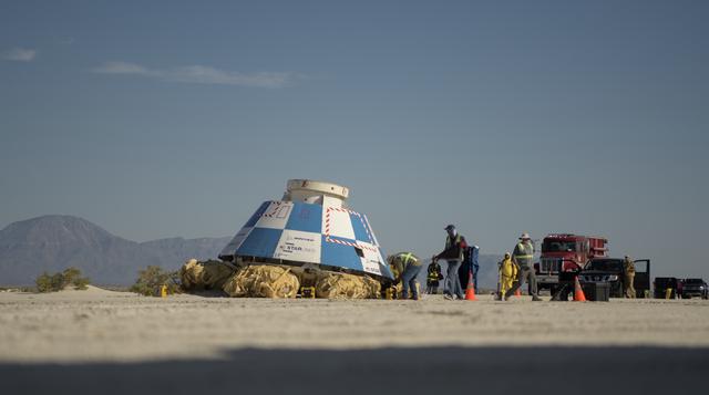 NASA image: Boeing CST-100 Starliner Landing Rehearsals