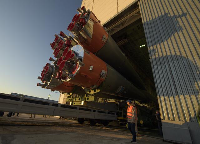 NASA image: Expedition 61 Preflight