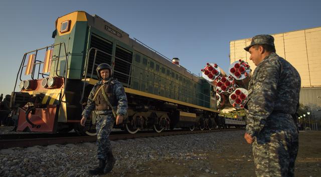 NASA image: Expedition 61 Preflight