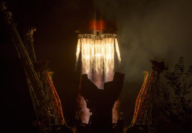 NASA image: Expedition 61 Launch