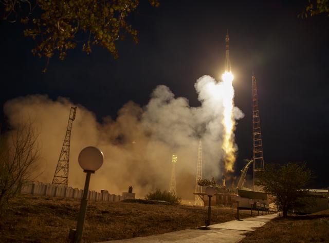 NASA image: Expedition 61 Launch