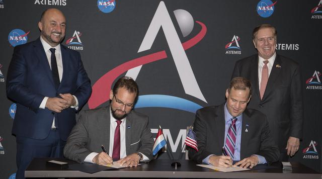 NASA image: 70th International Astronautical Congress