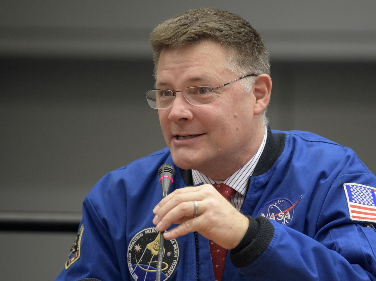 NASA astronaut Doug Wheelock talks about his time in space at a STEM day session with students during the 70th International Astronautical Congress, Thursday, Oct. 24, 2019, in Washington. Photo Credit: (NASA/Bill Ingalls)