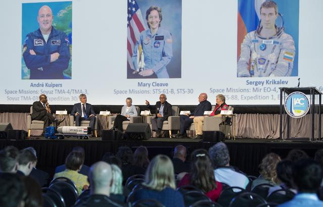 NASA image: 70th International Astronautical Congress
