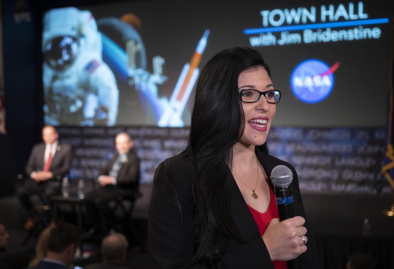 NASA Associate Administrator for the Office of Communications Bettina Inclán moderates a NASA town hall event with NASA Administrator Jim Bridenstine and NASA Associate Administrator for the Human Exploration and Operations Mission Directorate Douglas Loverro, Tuesday, Dec. 3, 2019, at NASA Headquarters in Washington. Photo Credit: (NASA/Joel Kowsky)
