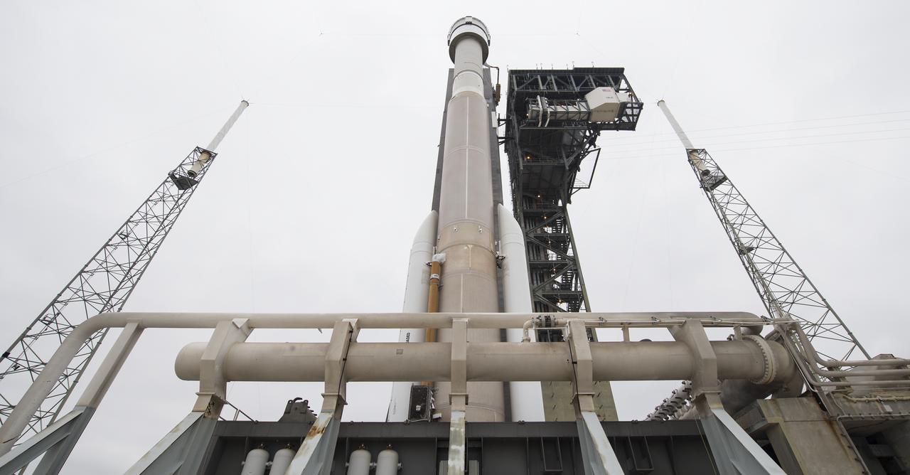 A United Launch Alliance Atlas V rocket with Boeing’s CST-100 Starliner spacecraft onboard is seen on the launch pad at Space Launch Complex 41 ahead of the Orbital Flight Test mission, Wednesday, Dec. 18, 2019 at Cape Canaveral Air Force Station in Florida. The uncrewed Orbital Flight Test will be Starliner’s maiden mission to the International Space Station for NASA's Commercial Crew Program. The mission, currently targeted for a 6:26 a.m. EST launch on Dec. 20, will serve as an end-to-end test of the system's capabilities. Photo Credit: (NASA/Joel Kowsky)