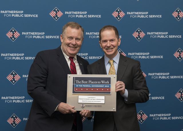 NASA image: NASA Deputy Administrator Accepts Best Place to Work Award for N