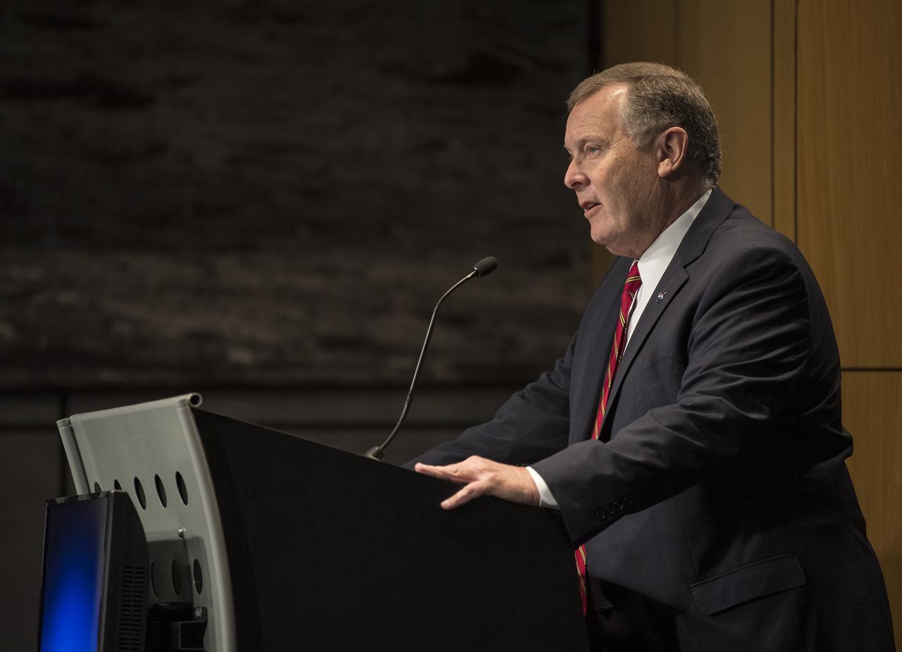NASA Deputy Administrator Jim Morhard gives closing remarks at the MLK Day of Service, Tuesday, January 21, 2020 at NASA Headquarters in Washington. Photo Credit: (NASA/Aubrey Gemignani)