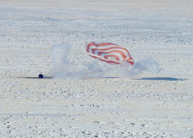 NASA image: Expedition 61 Soyuz Landing