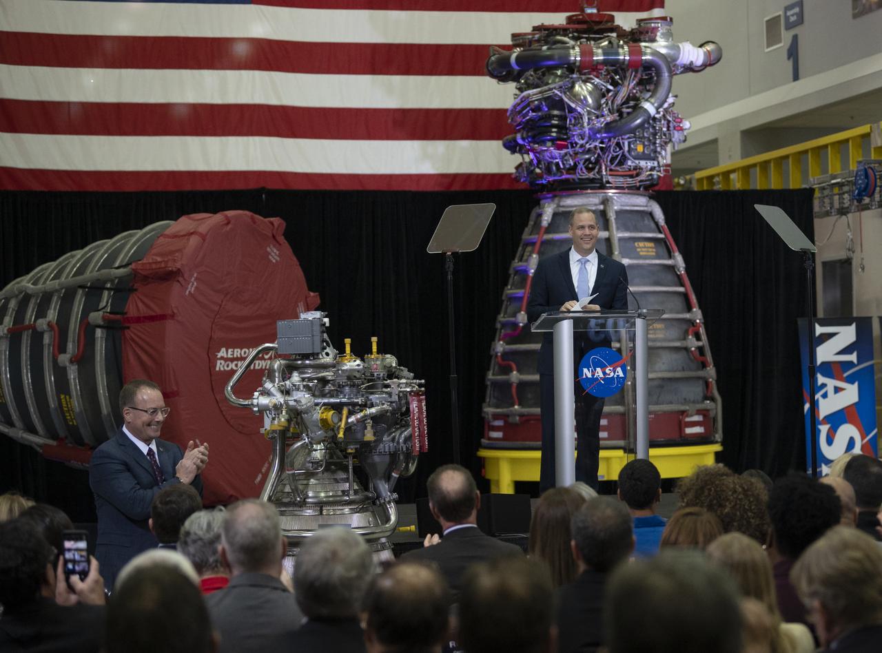 NASA Administrator Jim Bridenstine discusses the fiscal year 2021 budget proposal during a State of NASA address, Monday, Feb. 10, 2020, at Aerojet Rocketdyne’s facility at NASA’s Stennis Space Center near Bay St. Louis, Mississippi.  Photo Credit: (NASA/Joel Kowsky)