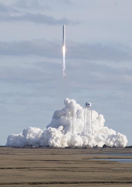 NASA image: Northrop Grumman Antares CRS-13 Launch