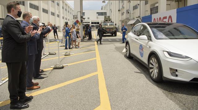 NASA image: SpaceX Demo-2 Crew Walkout