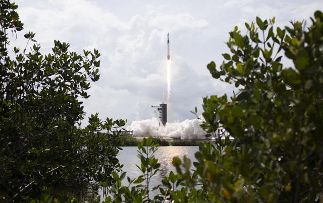 NASA image: SpaceX Demo-2 Launch