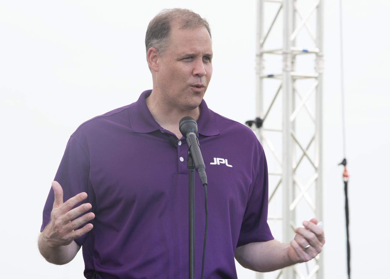 NASA Administrator Jim Bridenstine answers social media questions ahead of the launch of NASA’s Mars 2020 Perseverance rover, Wednesday, July 29, 2020, at NASA’s Kennedy Space Center in Florida. The Perseverance rover is part of NASA’s Mars Exploration Program, a long-term effort of robotic exploration of the Red Planet. Launch is scheduled for Thursday, July 30.  Photo Credit: (NASA/Joel Kowsky)