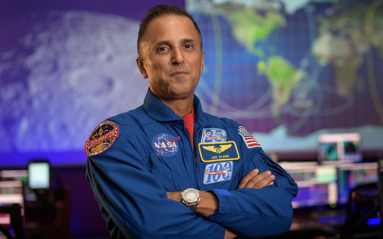 NASA astronaut Joe Acaba poses for a portrait, Wednesday, Sept. 16, 2020, in the Blue Flight Control Room at NASA’s Johnson Space Center in Houston. Photo Credit: (NASA/Bill Ingalls)