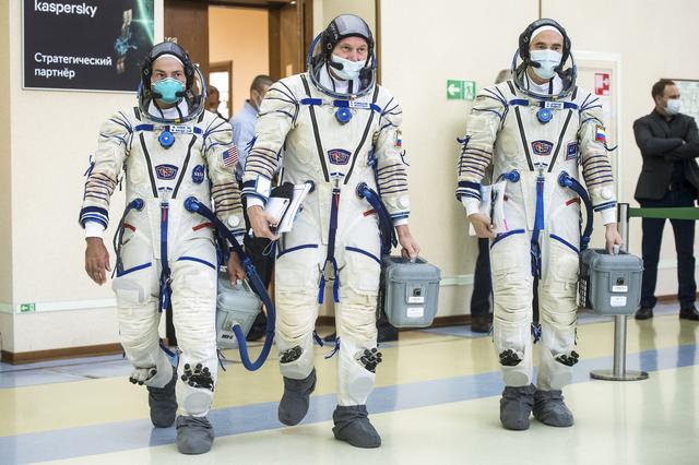 NASA image: Expedition 64 Crew Qualification Exams