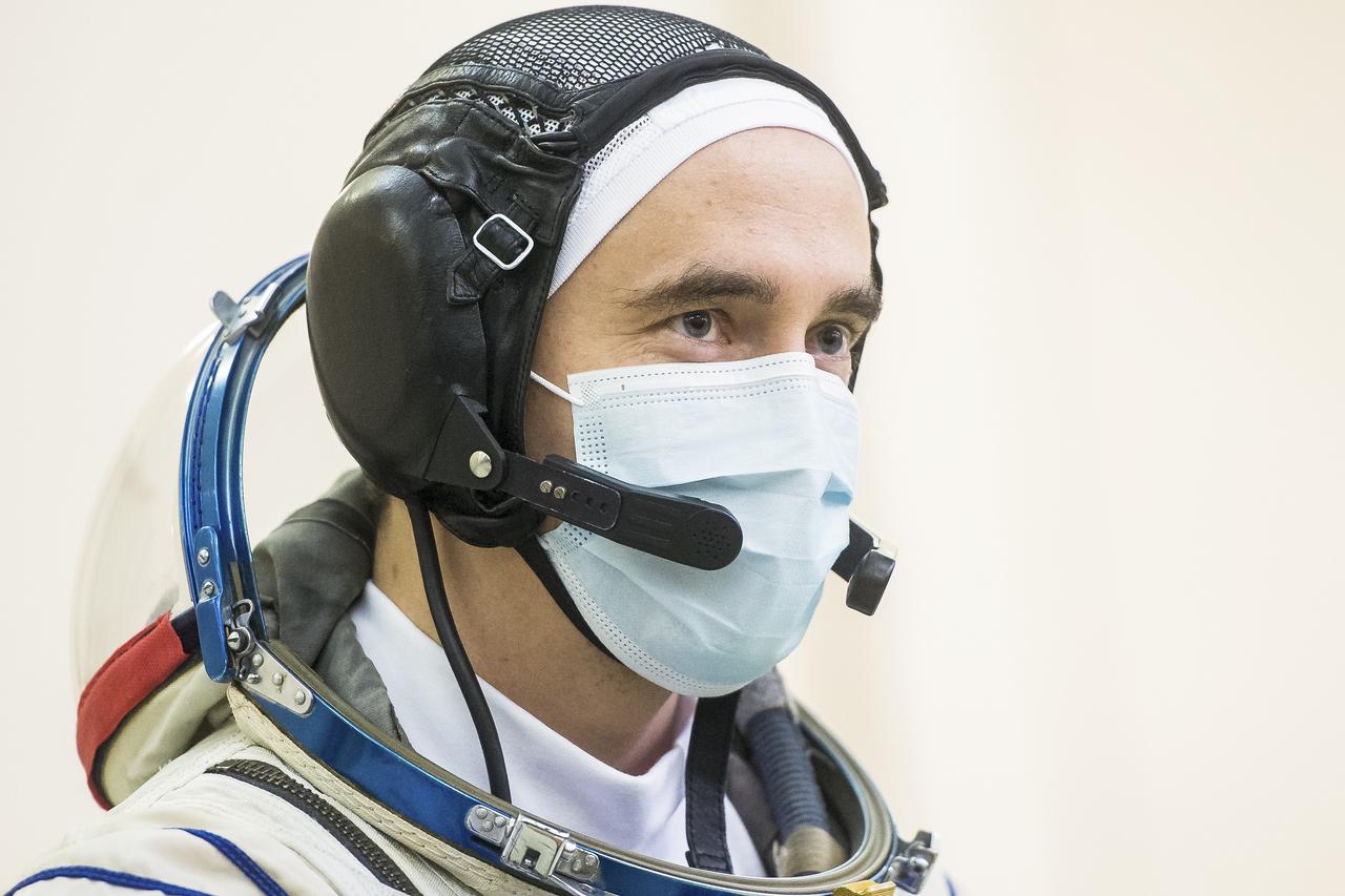 Expedition 64 backup crew member Petr Dubrov of Roscosmos arrives for Soyuz qualification exams Tuesday, Sept. 22, 2020 at the Gagarin Cosmonaut Training Center (GCTC) in Star City, Russia. Photo Credit: (NASA/GCTC/Andrey Shelepin)