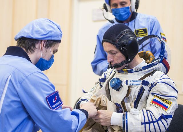 NASA image: Expedition 64 Preflight