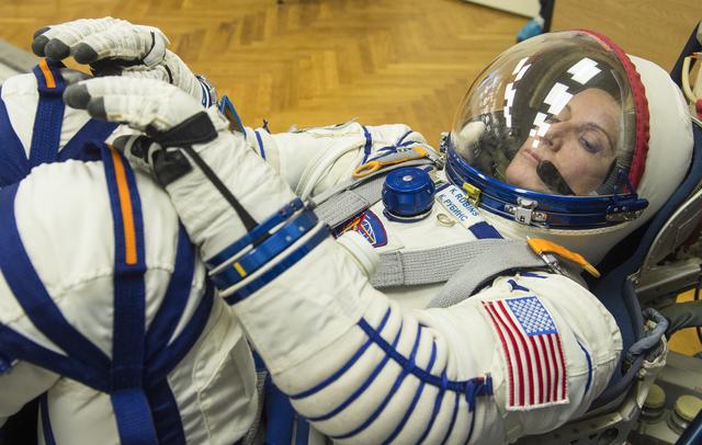 NASA image: Expedition 64 Preflight