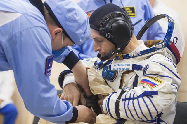 NASA image: Expedition 64 Preflight