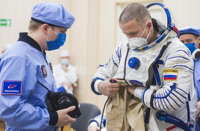 NASA image: Expedition 64 Preflight