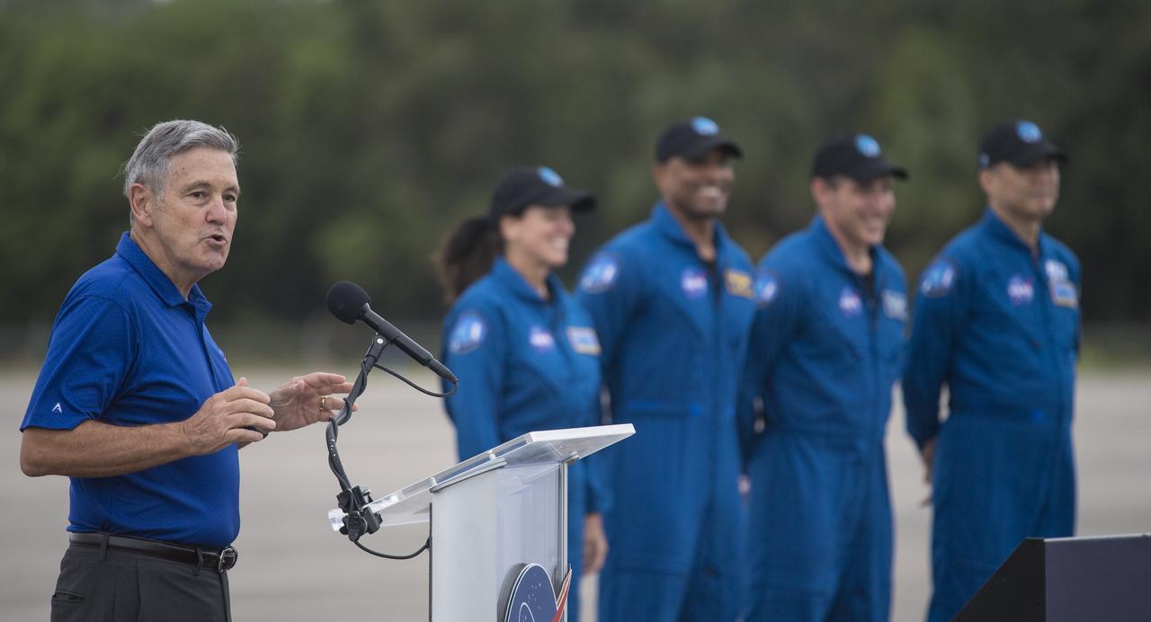 Kennedy Space Center Director Bob Cabana speaks to members of the media after the arrival of NASA astronauts Mike Hopkins, Victor Glover, and Shannon Walker, and astronaut Soichi Noguchi of the Japan Aerospace Exploration Agency (JAXA) at the Launch and Landing Facility at NASA’s Kennedy Space Center ahead of SpaceX’s Crew-1 mission, Sunday, Nov. 8, 2020, in Florida. NASA’s SpaceX Crew-1 mission is the first operational mission of the SpaceX Crew Dragon spacecraft and Falcon 9 rocket to the International Space Station as part of the agency’s Commercial Crew Program. Hopkins, Glover, Walker, Noguchi are scheduled to launch at 7:49 p.m. EST on Saturday, Nov. 14, from Launch Complex 39A at the Kennedy Space Center. Photo Credit: (NASA/Joel Kowsky)