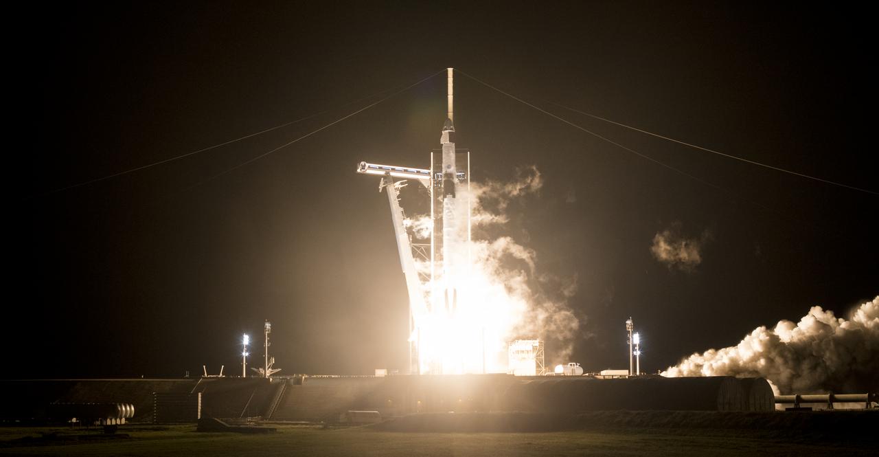 ]A SpaceX Falcon 9 rocket carrying the company's Crew Dragon spacecraft is launched on NASA’s SpaceX Crew-1 mission to the International Space Station with NASA astronauts Mike Hopkins, Victor Glover, Shannon Walker, and Japan Aerospace Exploration Agency astronaut Soichi Noguchi onboard, Sunday, Nov. 15, 2020, at NASA’s Kennedy Space Center in Florida. NASA’s SpaceX Crew-1 mission is the first crew rotation mission of the SpaceX Crew Dragon spacecraft and Falcon 9 rocket to the International Space Station as part of the agency’s Commercial Crew Program. Hopkins, Glover, Walker, and Noguchi launched at 7:27 p.m. EST from Launch Complex 39A at the Kennedy Space Center to begin a six month mission onboard the orbital outpost. Photo Credit: (NASA/Joel Kowsky)