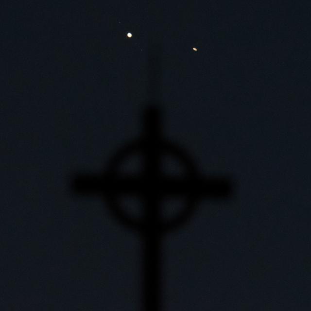 NASA image: Saturn and Jupiter Conjunction