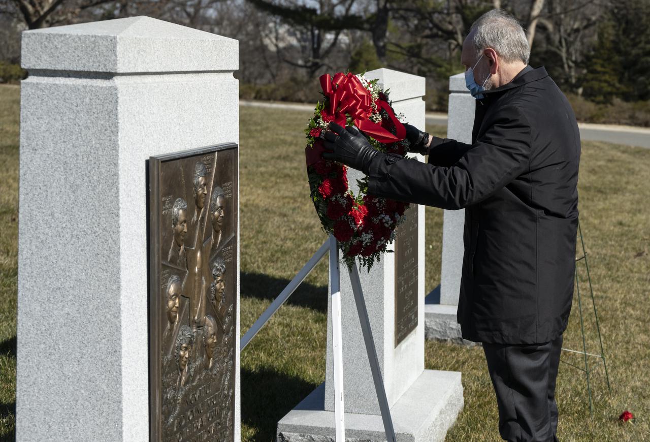 Acting NASA Administrator Steve Jurczyk places a wreath at the Space Shuttle Challenger Memorial during a ceremony that was part of NASA's Day of Remembrance, Thursday, Jan. 28, 2021, at Arlington National Cemetery in Arlington, Va. Wreaths were laid in memory of those men and women who lost their lives in the quest for space exploration.  Photo Credit: (NASA/Bill Ingalls)