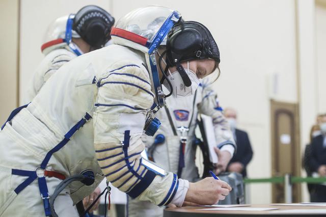 NASA image: Expedition 65 Crew Qualification Exams