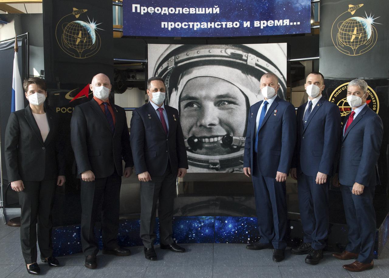 From left to right, Expedition 65 backup crew members NASA astronaut Anne McClain, Russian cosmonaut Oleg Artemyev of Roscosmos, Russian cosmonaut Anton Shkaplerov of Roscosmos, and Expedition 65 prime crew members, Russian cosmonaut Oleg Novitskiy of Roscosmos, Russian cosmonaut Pyotr Dubrov of Roscosmos and NASA astronaut Mark Vande Hei, are seen during a press conference prior to the prime team’s launch from Baikonur Cosmodrome, Wednesday, March 24, 2021 at the Gagarin Cosmonaut Training Center (GCTC) in Star City, Russia. Photo Credit: (NASA/GCTC/Andrey Shelepin)